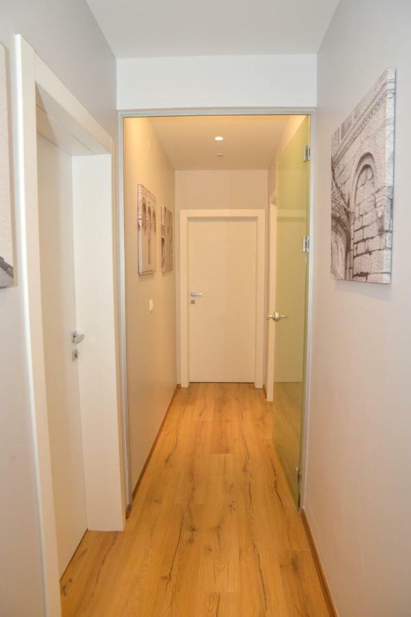 Guest House Crisogono ザダル エクステリア 写真
